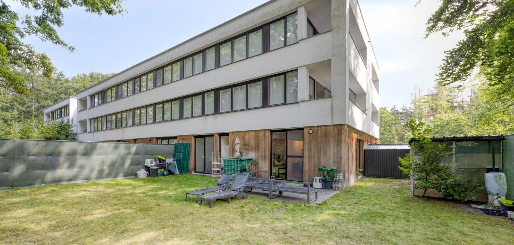 Gelijkvloers appartement te koop in Geel