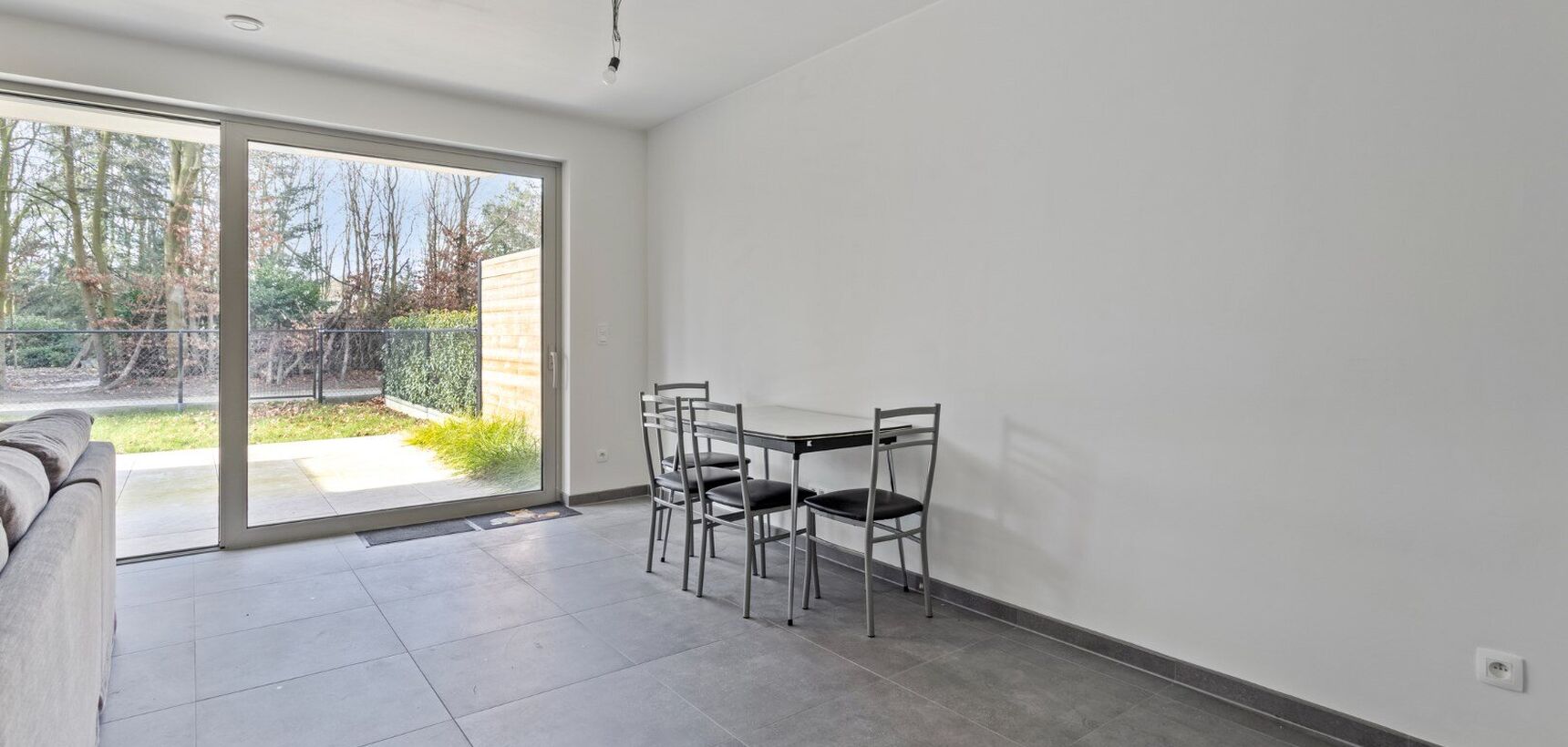 Gelijkvloers appartement te koop in Geel