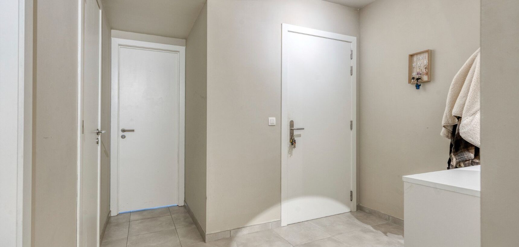 Gelijkvloers appartement te koop in Olen