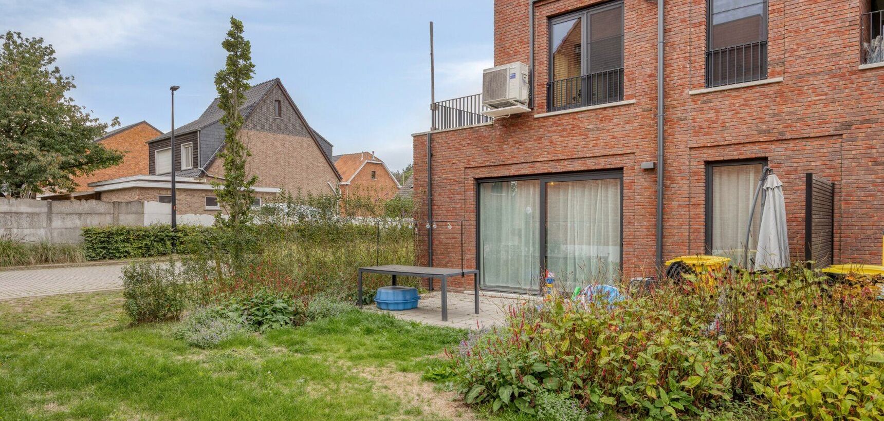 Gelijkvloers appartement te koop in Olen