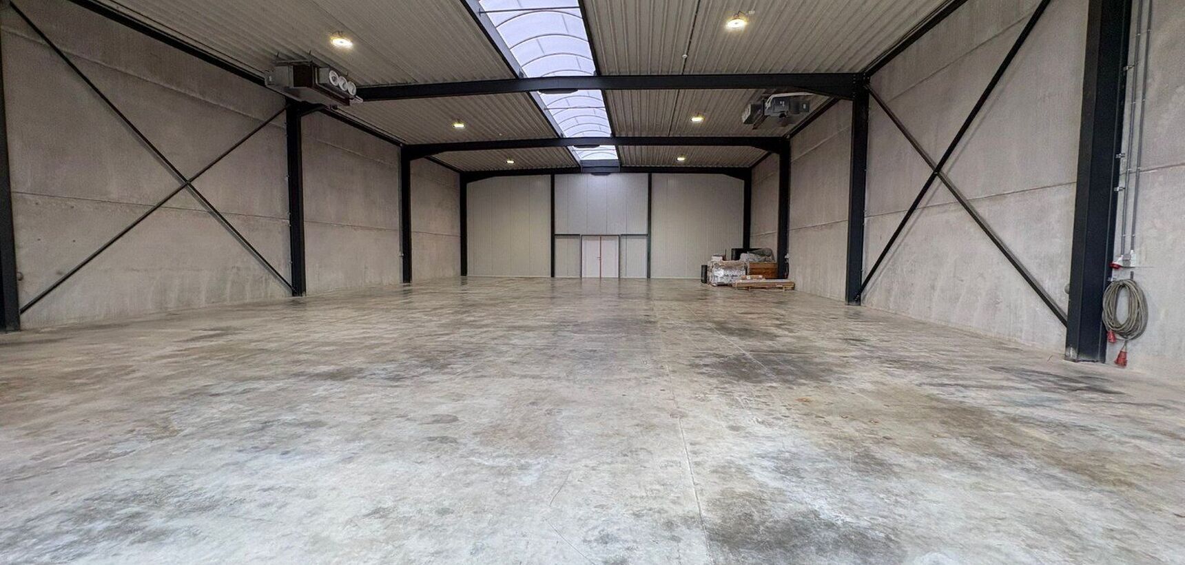 Hangar te huur in Balen