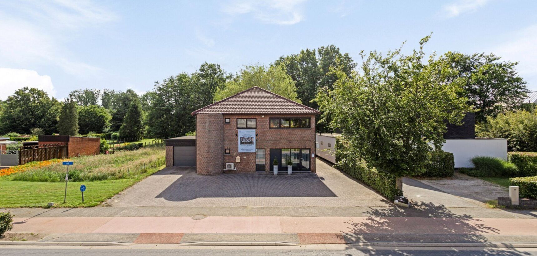 Kantoor te koop in Balen