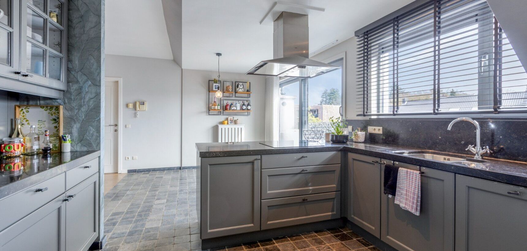 Penthouse te koop in Mol
