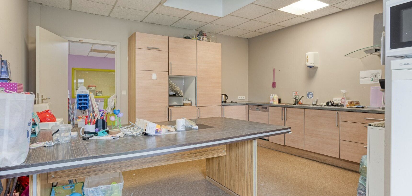 Professioneel pand te huur in Mol