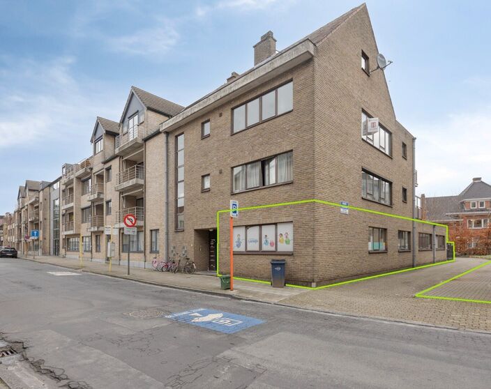 Professioneel pand te koop in Mol