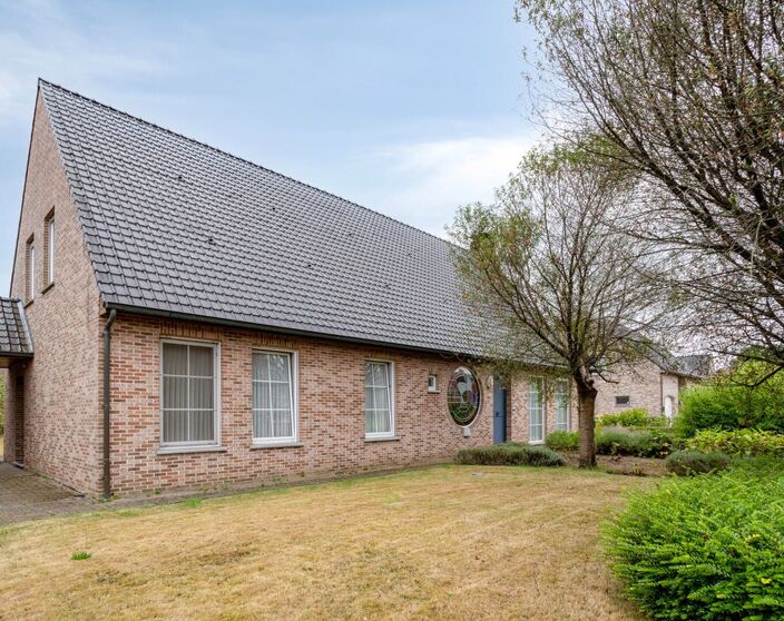 Villa te koop in Olen